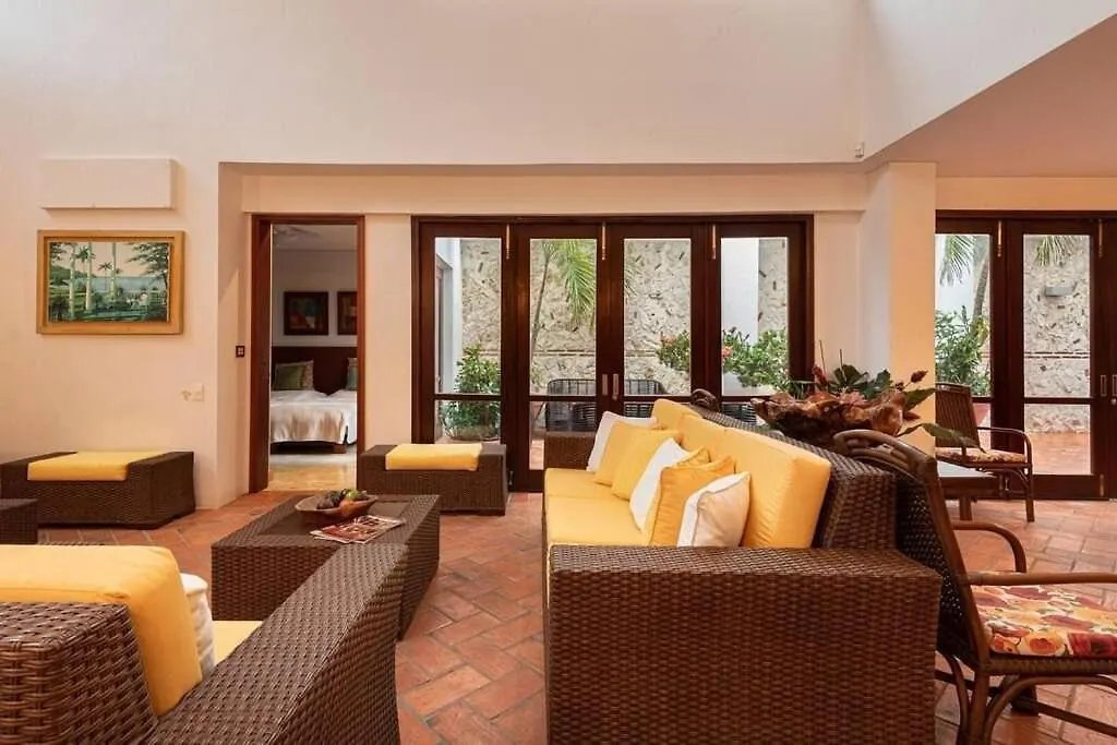Vila Casa Virrey Eslava / Casa Colonial En El Corazon De Cartagena